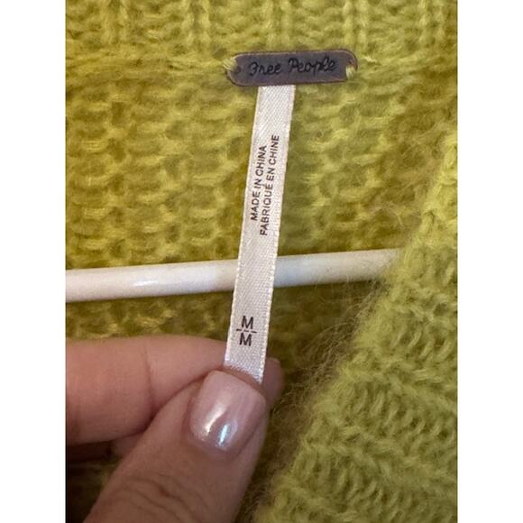 Free People NWOT Pointelle Crop Mock Neck Pullover Sweater M - Picture 5 of 8